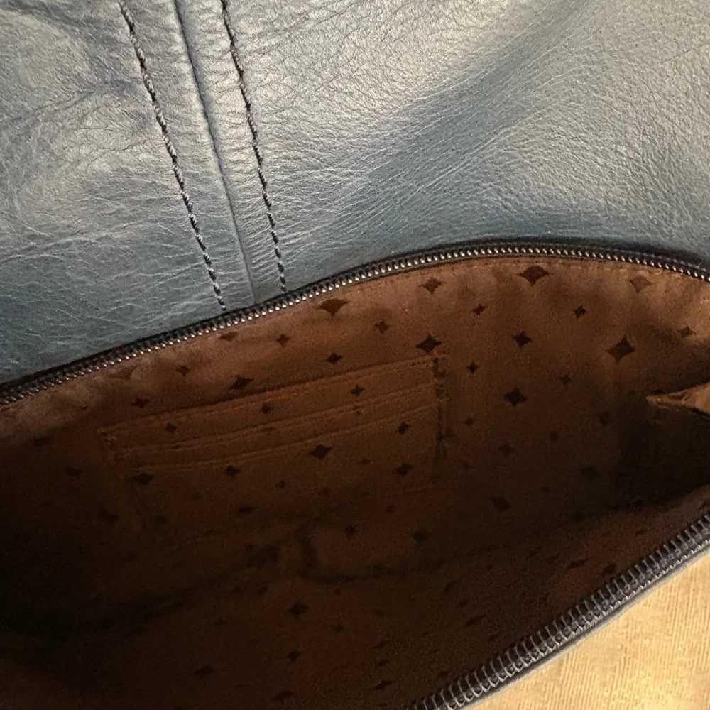 Fossil Men's Dark Blue Leather Messenger Bag